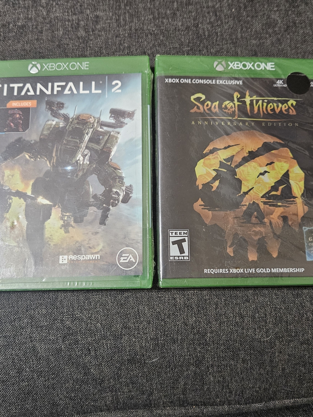 Sea of Thieves Anniversary Edition And Titantfall 2 Xbox One Sealed